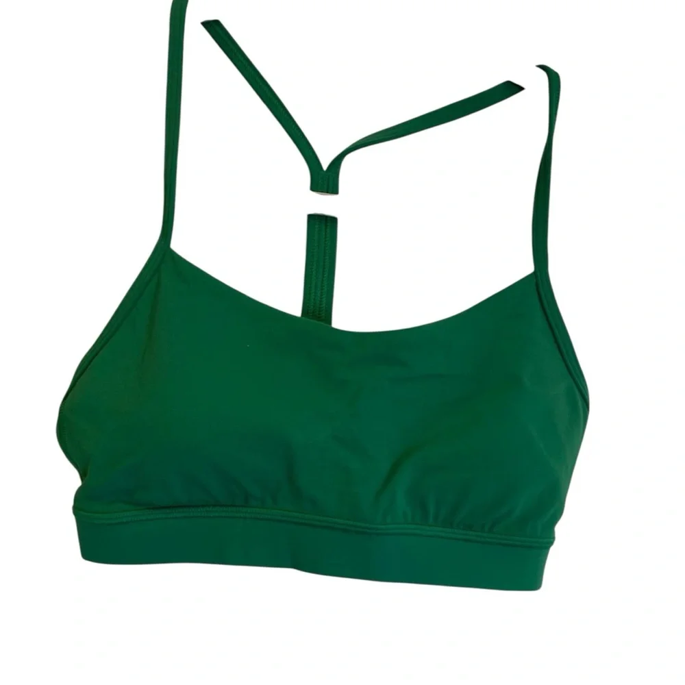 NWT Lululemon flow y nulu bra RACEWAY GREEN Size 8